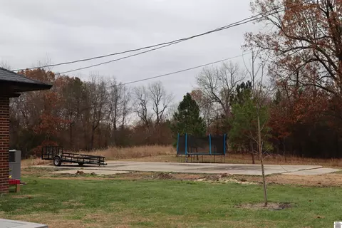 207 W 14th St, Benton, KY 42025 photo 34