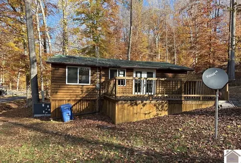 12 Bluebird Dr, Cadiz, KY 42211