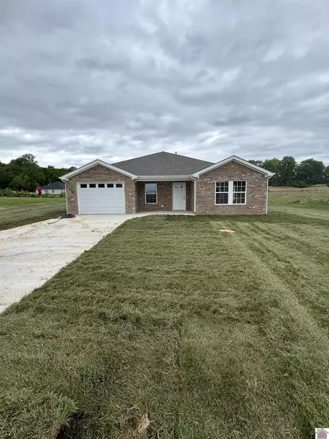 115 Clover, Paducah, KY 42003