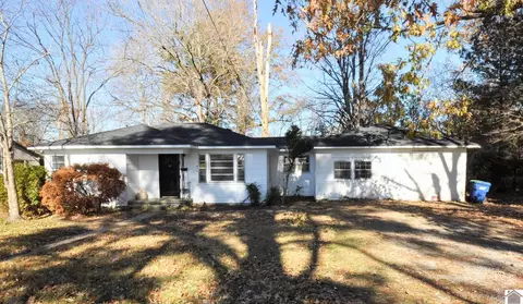 413 Harold King Dr, Benton, KY 42025