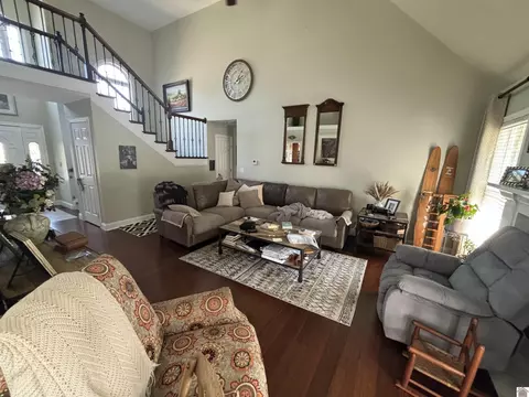 135 Spring, Paducah, KY 42003 photo 3
