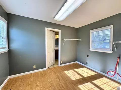 300 1st St, Hazel, KY 42049 photo 9