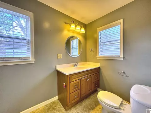 300 1st St, Hazel, KY 42049 photo 12