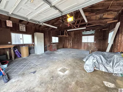300 1st St, Hazel, KY 42049 photo 17
