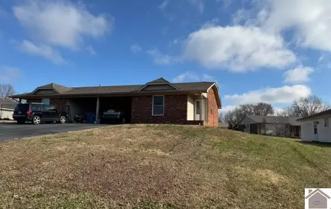 1406 Valleywood, Murray, KY 42071