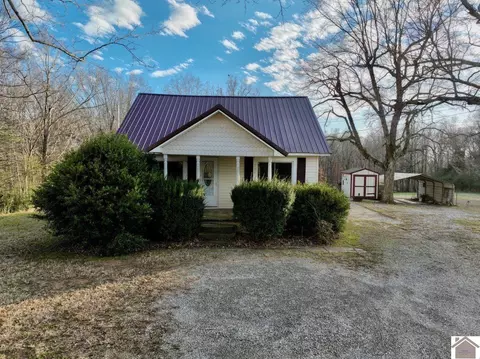 204 Abraham Rd, Benton, KY 42025