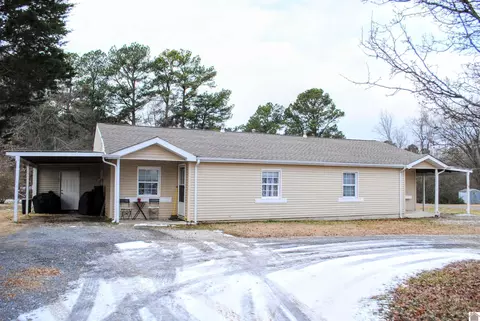 2971 Sharpe Elva Rd, Calvert City, KY 42029