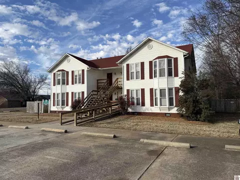 1904 Sherrie Ln, Murray, KY 42071