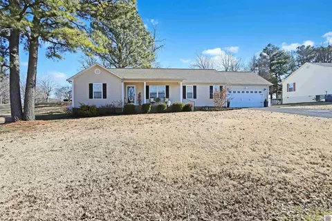 70 Chad Dr, Mayfield, KY 42066