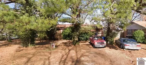 1712 Miller Ave, Murray, KY 42071