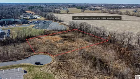 110 Hickman Ct, Paducah, KY 42001
