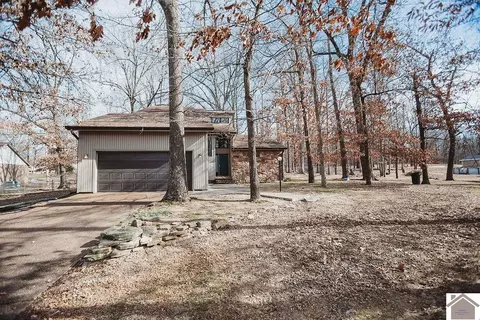 172 Gatewood Dr, Paducah, KY 42001