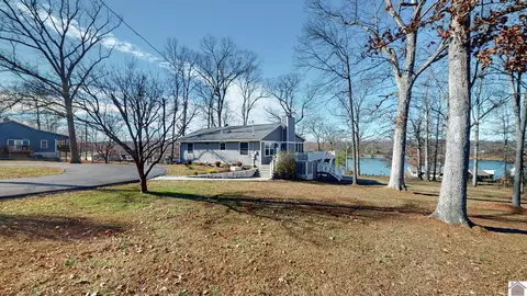 583 Cambridge Shores Dr, Gilbertsville, KY 42044