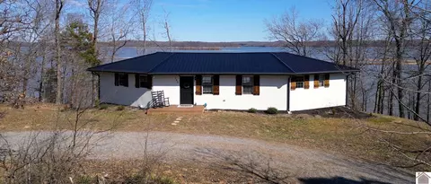 140 Bailey, New Concord, KY 42076