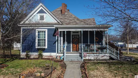 2701 Jefferson, Paducah, KY 42001