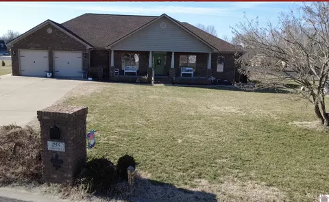 255 Meadow Ridge Ct, Paducah, KY 42003