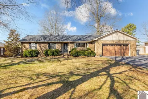 185 County Line Rd, Paducah, KY 42003