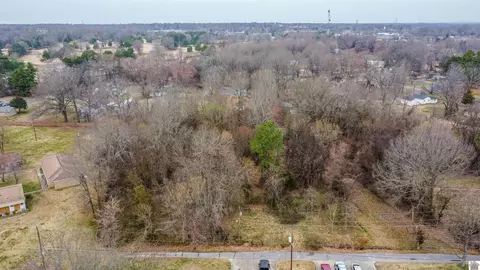 2919 Boone Ln, Paducah, KY 42003
