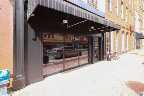 215 Unit 100 Broadway St, Paducah, KY 42001