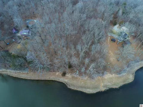 000 Commerce Landing Rd, Eddyville, KY 42038