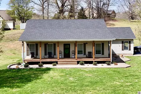 15 Diamond Spring Rd, Kuttawa, KY 42055