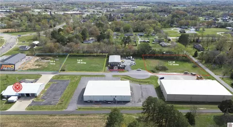 5290 Enterprise Dr, Paducah, KY 42001