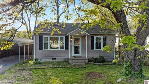 2727 Goodman, Paducah, KY 42003
