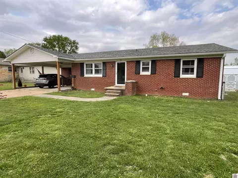 909 Backusburg, Mayfield, KY 42066
