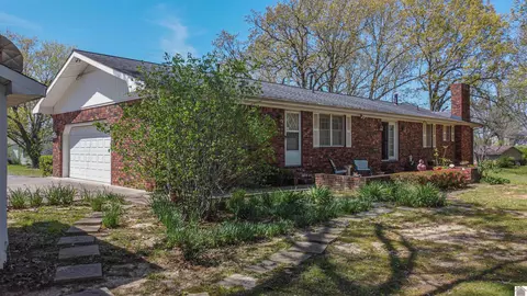 218 E 20th St, Benton, KY 42025 photo 7
