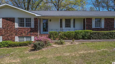 218 E 20th St, Benton, KY 42025 photo 2