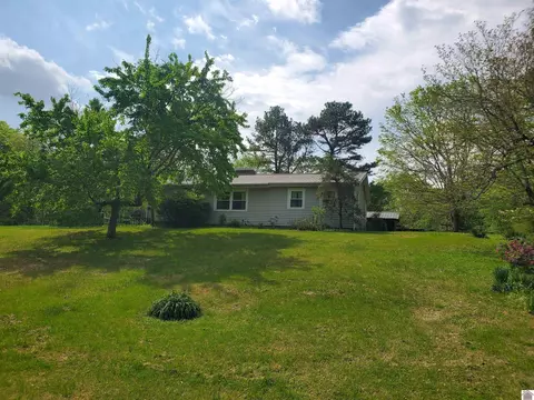 1230 Kenmar Rd, Paducah, KY 42003