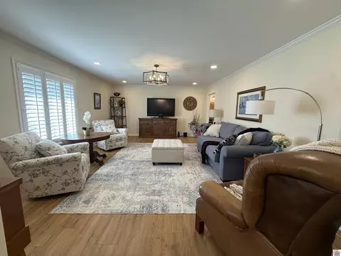 811 S 9th St, Murray, KY 42071 photo 5
