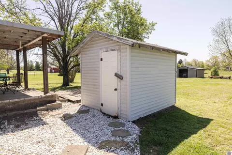 183 Fork Rd, Almo, KY 42020 photo 21