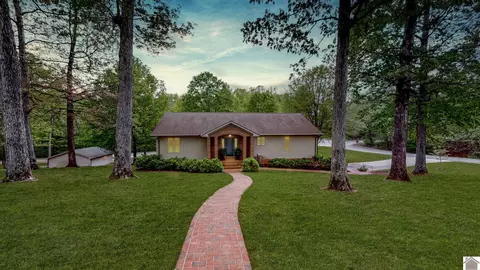 502 S Willow Way, Kuttawa, KY 42055