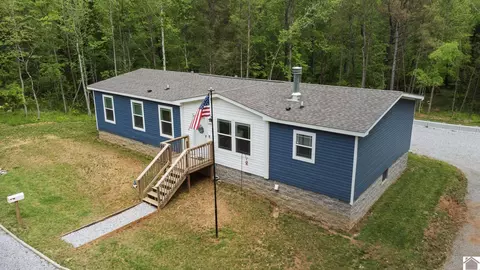 170 Lynx Ln, Murray, KY 42071