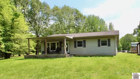 462 Saratoga Hts, Eddyville, KY 42038