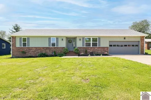 711 Goodman St, Murray, KY 42071