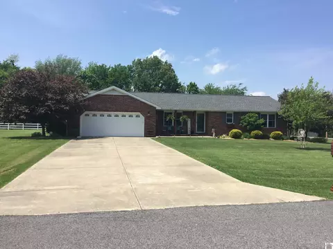 5301 Jewell Ln, Paducah, KY 42001