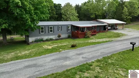 118 Highpoint Dr, Cadiz, KY 42211