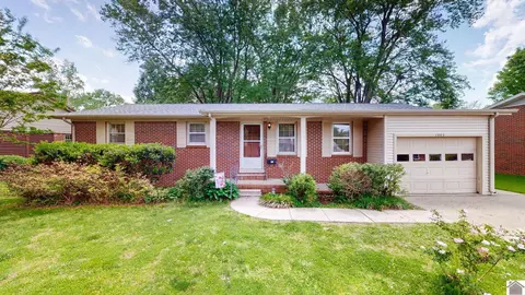 1505 Parklane, Murray, KY 42071