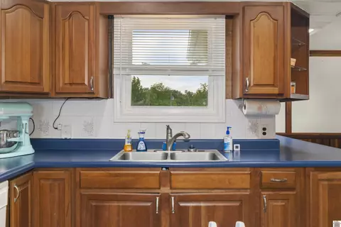 81 Windjammer Loop, Hardin, KY 42048 photo 7