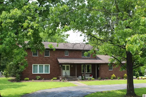 260 Babbland Dr, Paducah, KY 42003