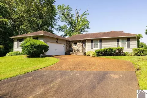 101 Golf Cart Dr, Mayfield, KY 42066