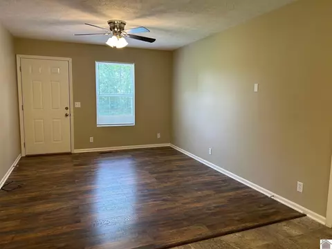 1602 Doran, Murray, KY 42071 photo 3