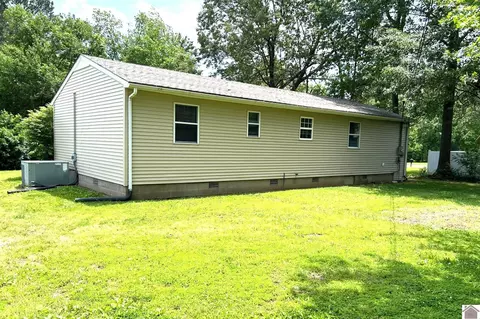1602 Doran, Murray, KY 42071 photo 17