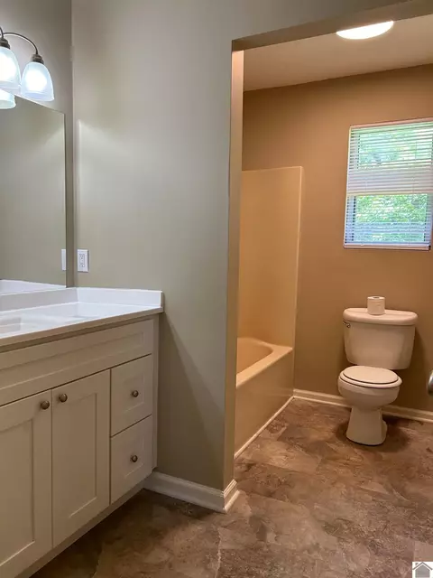 1602 Doran, Murray, KY 42071 photo 14