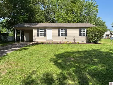 1602 Doran, Murray, KY 42071 photo 2