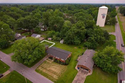 1715 Olive St, Murray, KY 42071 photo 4