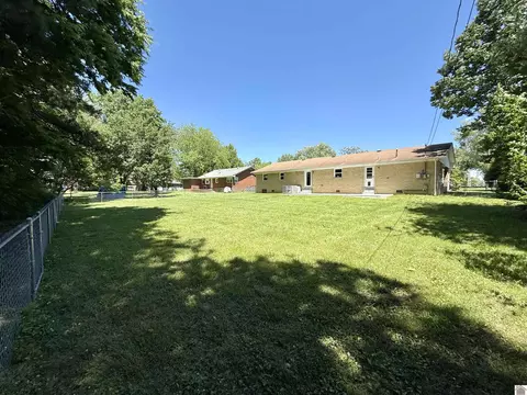 701 N 18th St, Murray, KY 42071 photo 14
