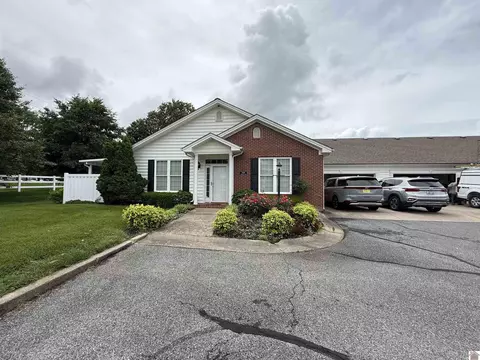 2486 Lakewood Dr, Paducah, KY 42003